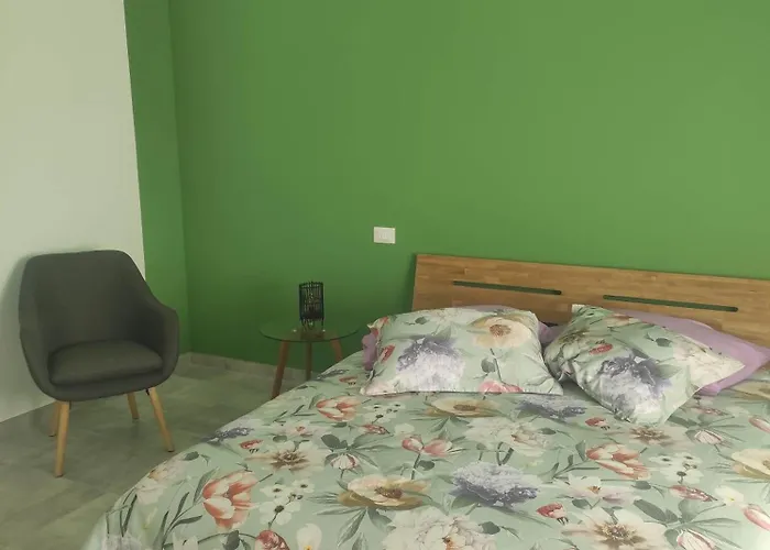 Esotica Сан-Джованни-Театино